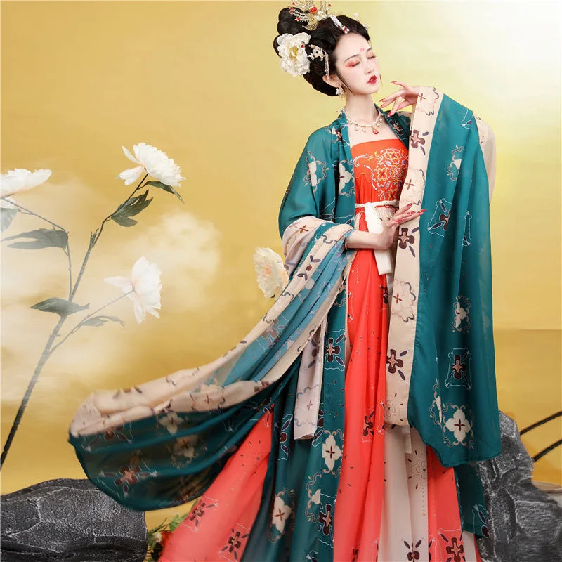 Китайское традиционное платье с шлейфом Женская одежда Hanfu Сценический наряд Косплей Сценический костюм Костюм Императрицы