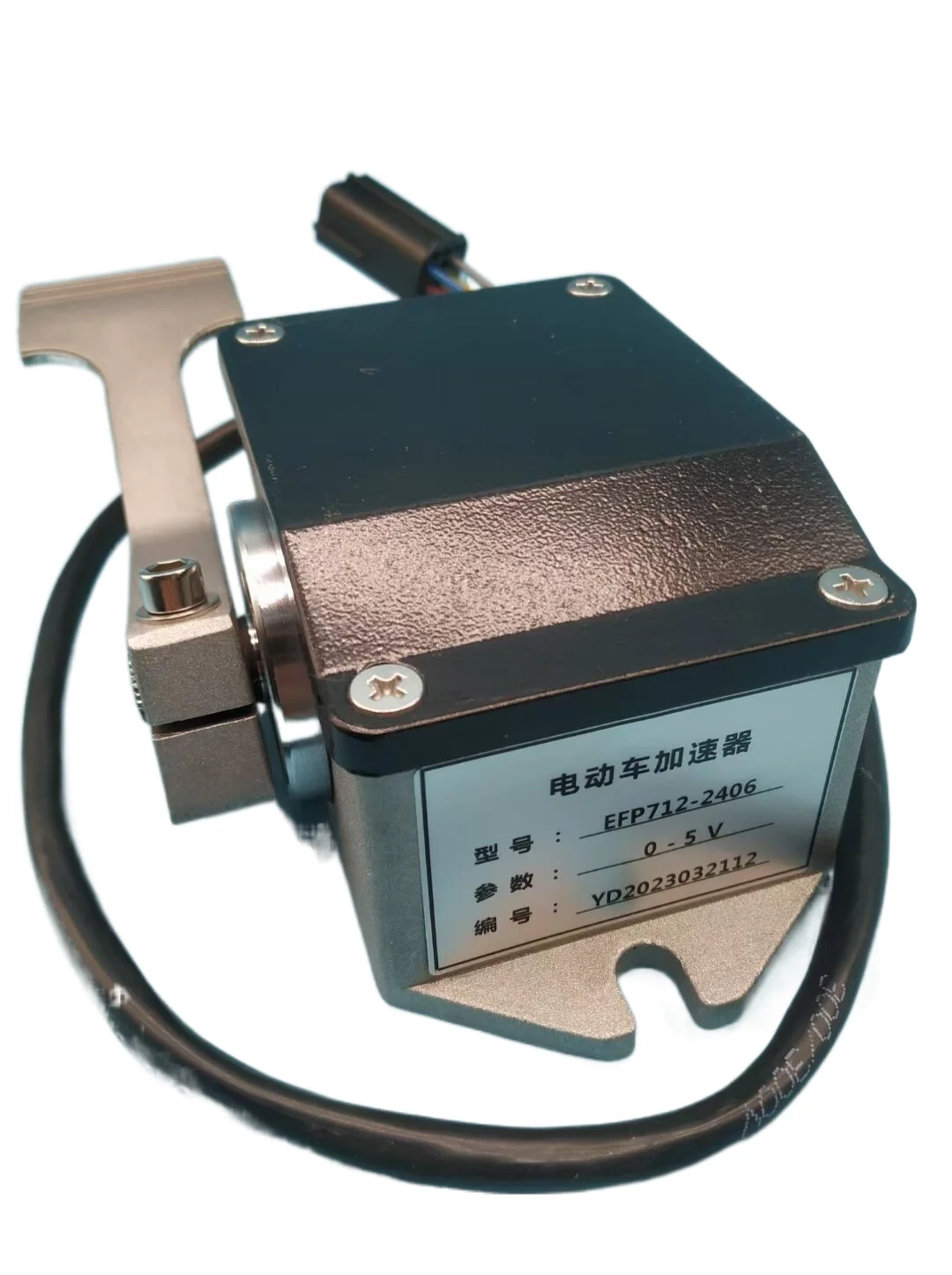 Педаль акселератора электрического экскурсионного вилочного погрузчика EFP712-2406 резистивная 0-5 В