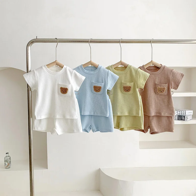 Летний комплект детской одежды однотонная футболка и шорты, 2 предмета, одежда для мальчиков, костюм для младенцев