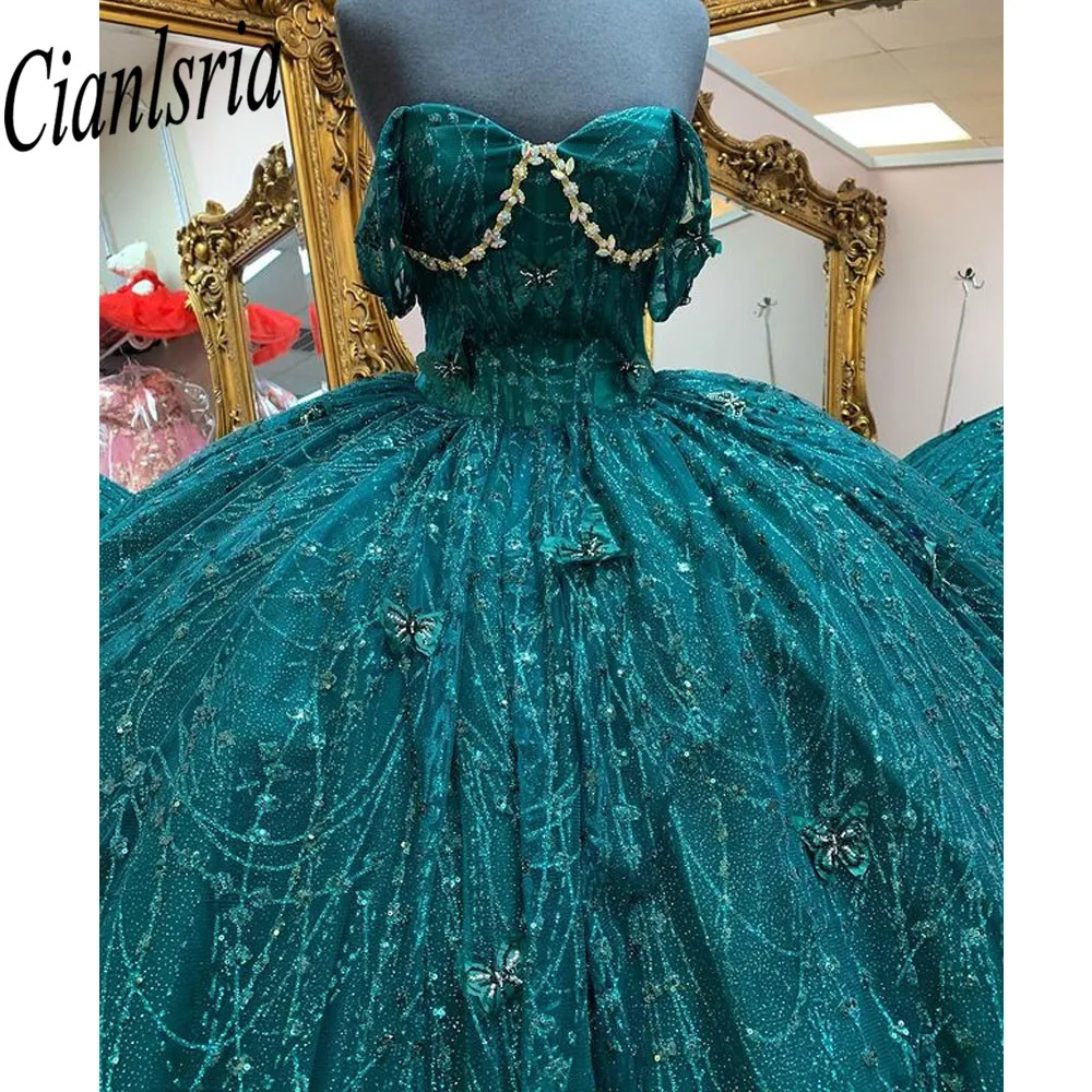 Зеленые Пышные платья с открытыми плечами Кружевные аппликации Бусины Crystal Sweet 16 Платье Vestidos De 15 Años Корсет