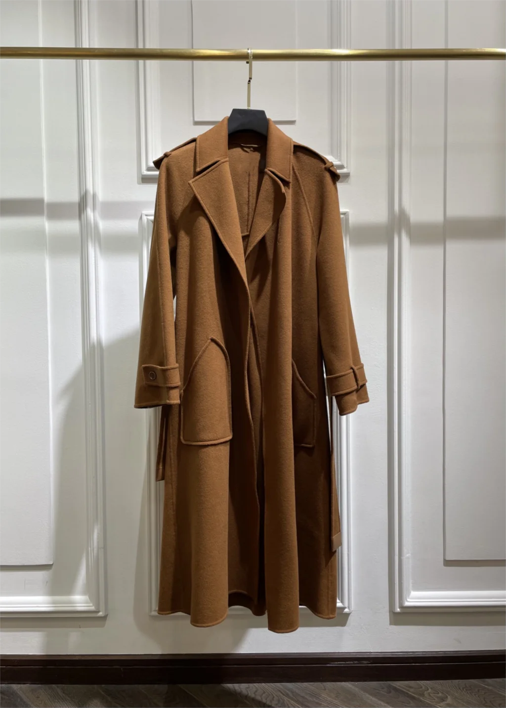 Женская одежда 2023 года, свободная H-образная куртка с флисовым поясом, зимняя новинка
