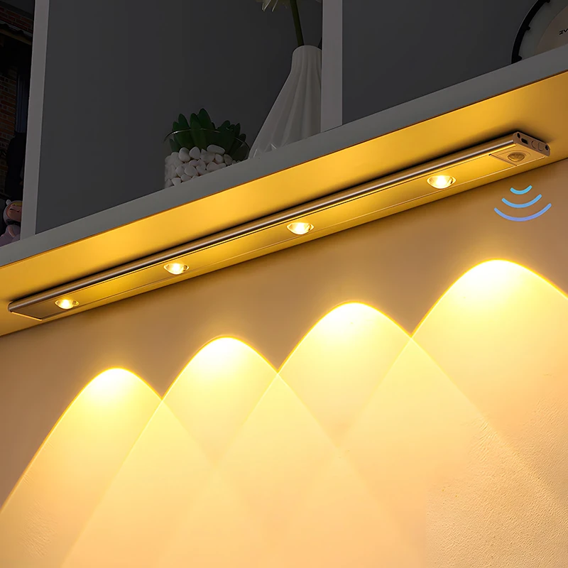 Светодиодные ночники Датчик движения Беспроводная световая лента USB Перезаряжаемая комнатная лампа для освещения кухонного шкафа спальни гардероба